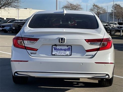 Certified 2022 Honda Accord EX-L image 5