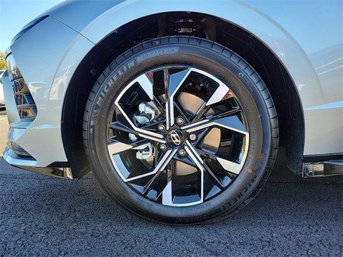 Certified 2025 Hyundai Sonata SEL image 35