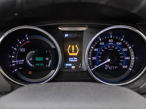 Used 2012 Hyundai Sonata Hybrid image 26