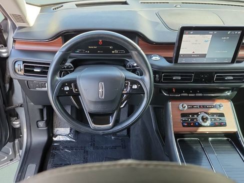 Used 2023 Lincoln Aviator Reserve w/ Equipment Group 201A image 15