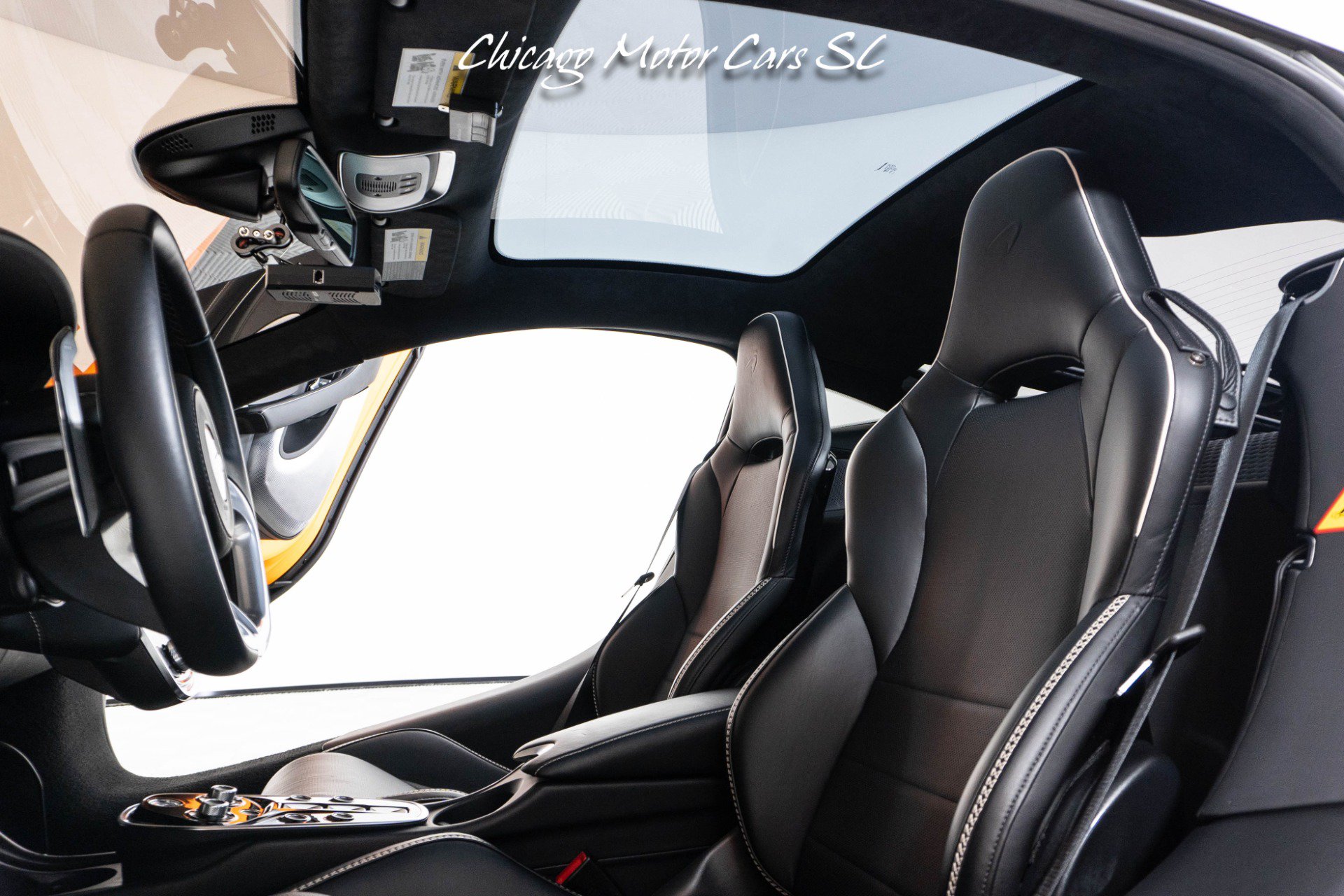 Used 2023 McLaren GT RWD image 28