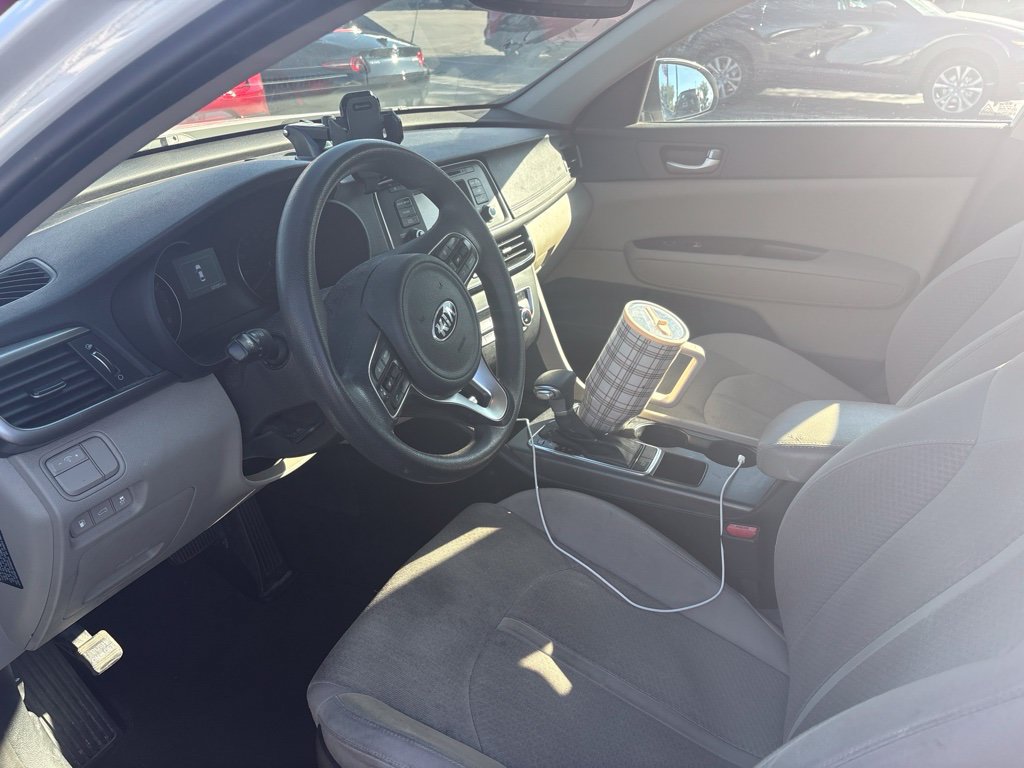 Used 2016 Kia Optima LX FWD image 4