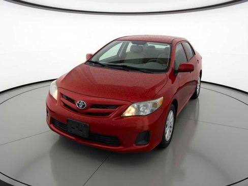 Used 2013 Toyota Corolla L image 1