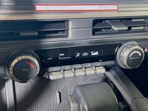 Certified 2025 Toyota 4Runner SR5 image 15