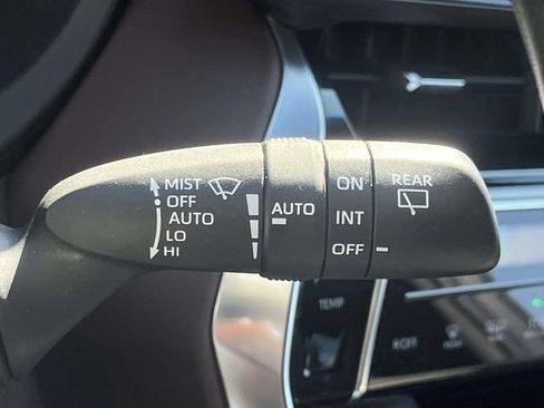 Used 2023 Toyota Venza Limited AWD/4WD image 48
