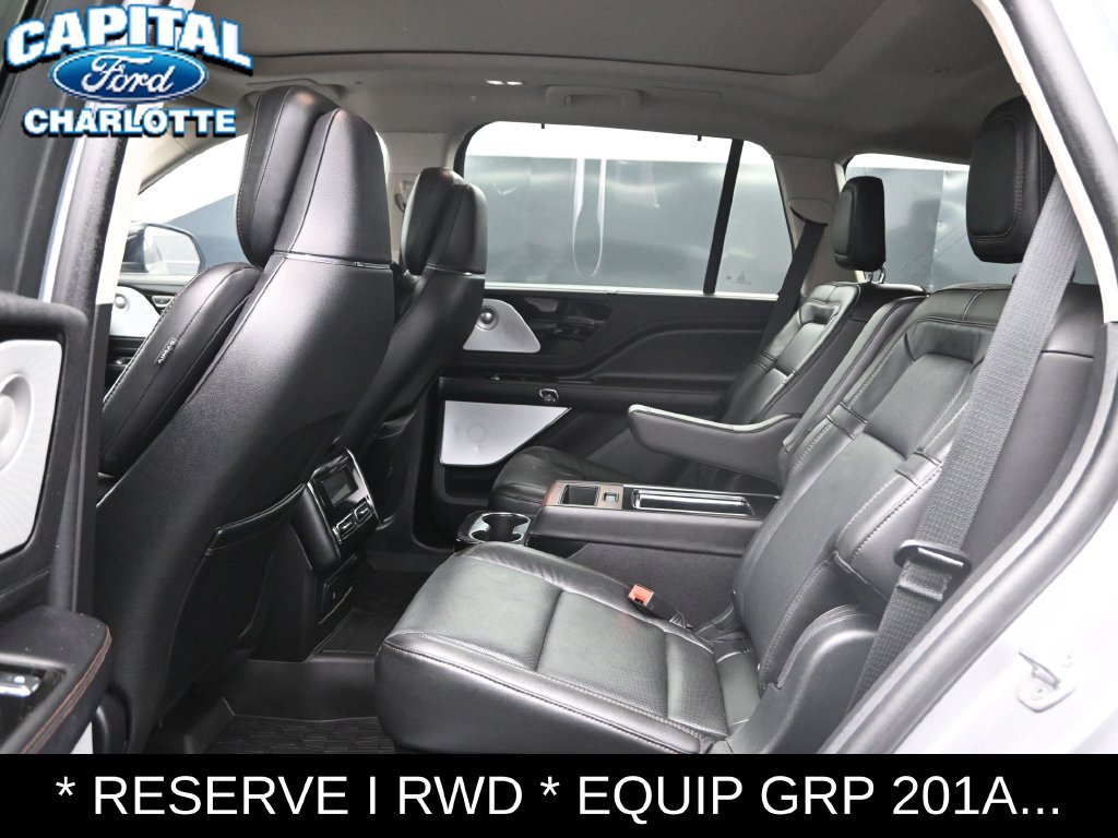 Used 2023 Lincoln Aviator Reserve w/ Equipment Group 201A RWD image 12
