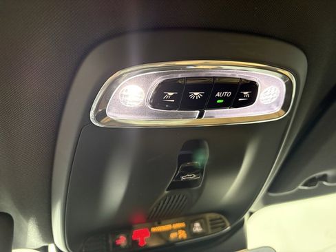 Used 2020 Volvo S60 T5 Inscription image 33