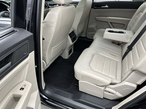 Used 2019 Volkswagen Atlas SEL Premium image 23