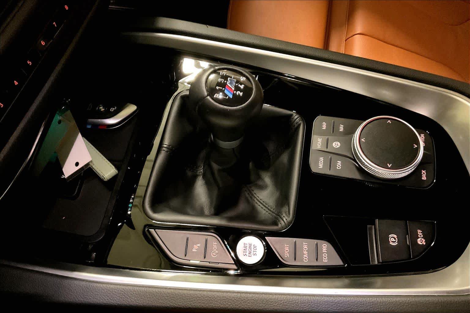 Used 2025 BMW Z4 M40i w/ Edition RWD image 14