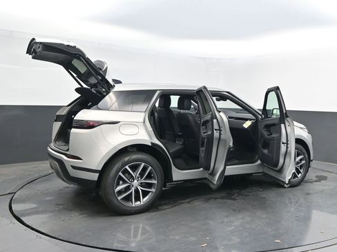 New 2026 Land Rover Range Rover Evoque S AWD/4WD image 35