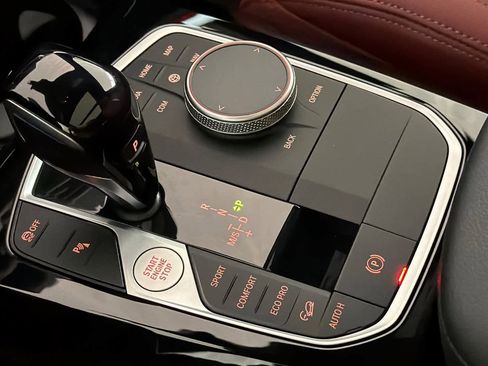 Used 2025 BMW X4 M40i image 22