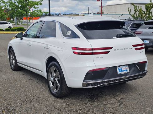 New 2026 Genesis GV70 2.5T Advanced AWD/4WD image 6