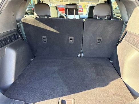 Used 2025 Ford Escape Platinum image 17