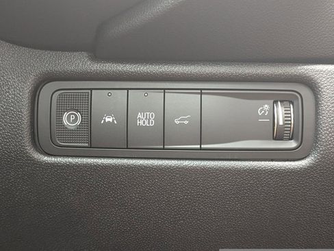 New 2026 Chevrolet Equinox EV RS image 26