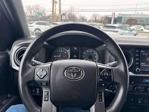 Used 2021 Toyota Tacoma TRD Sport image 15