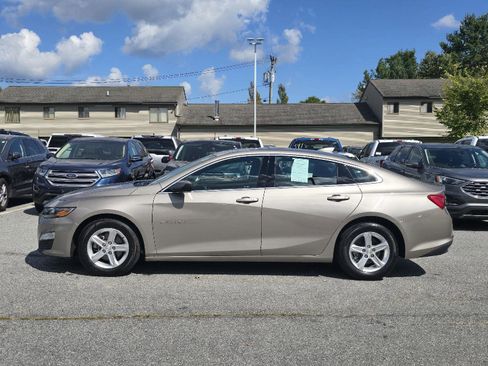 Used 2023 Chevrolet Malibu LT image 6