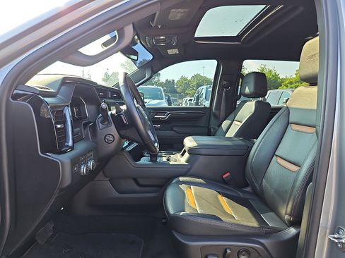 Used 2023 GMC Sierra 1500 AT4 w/ AT4 Premium Package AWD/4WD image 13