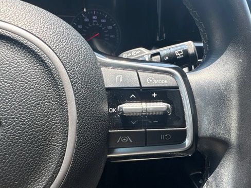 Used 2021 Kia Sorento S FWD image 9