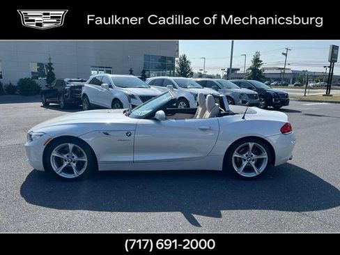 Used 2016 BMW Z4 sDrive28i RWD image 10