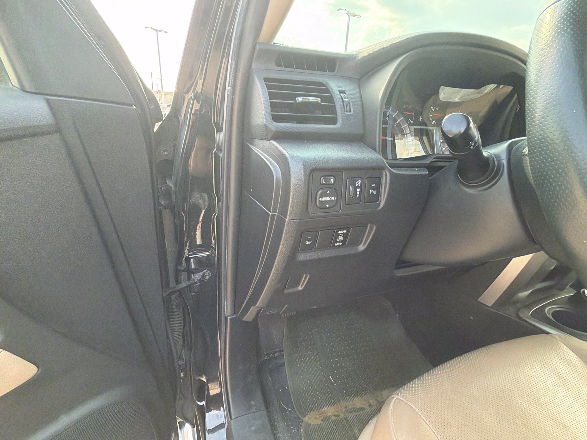 Used 2015 Toyota 4Runner Limited AWD/4WD image 14