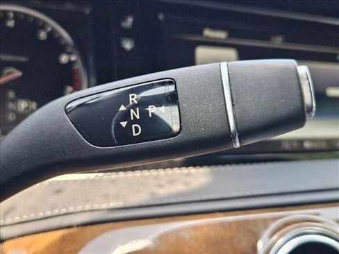 Used 2015 Mercedes-Benz S 550 4MATIC Sedan image 10