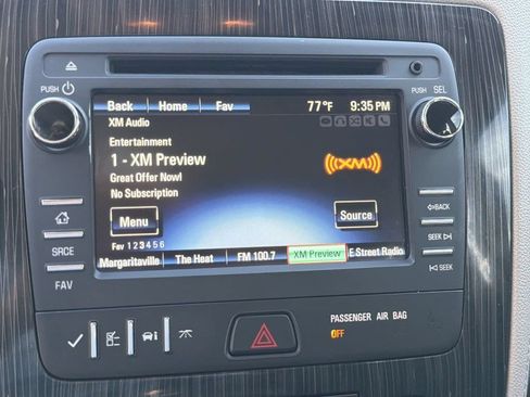 Used 2016 Chevrolet Traverse LT FWD image 23