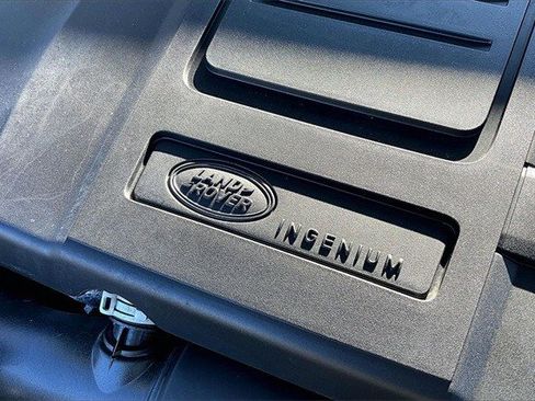 Used 2021 Land Rover Range Rover Velar R-Dynamic S image 34