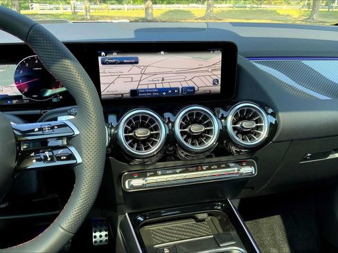 Certified 2026 Mercedes-Benz GLA 250 4MATIC image 6