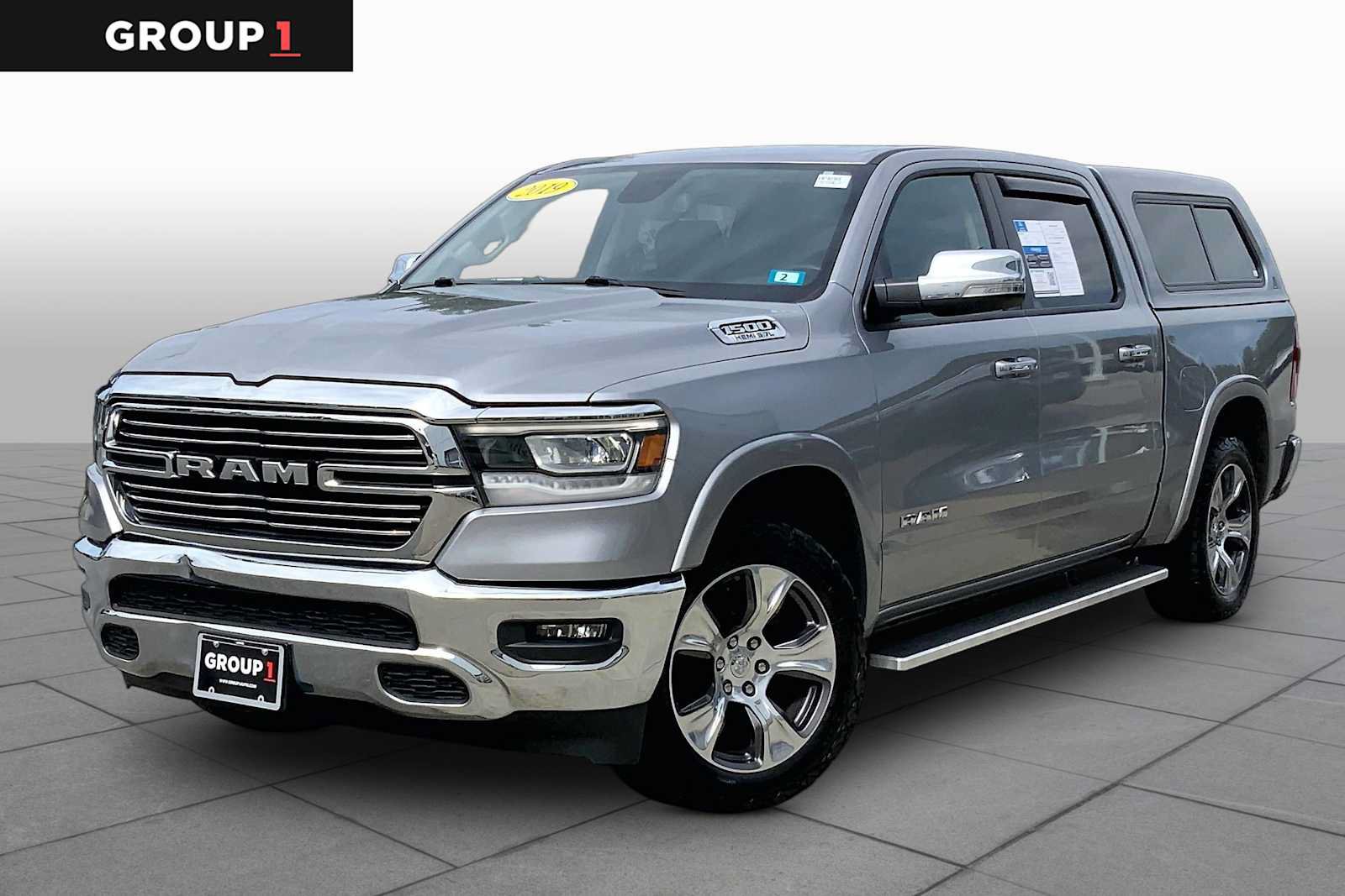 Used 2019 RAM 1500 Laramie AWD/4WD image 1