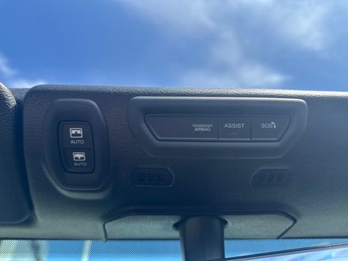 Used 2022 Jeep Wrangler Unlimited Sahara w/ Cold Weather Group AWD/4WD image 21