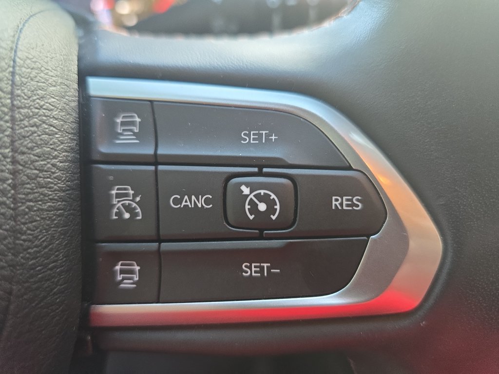Used 2022 Jeep Compass Limited AWD/4WD image 16