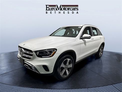 Certified 2022 Mercedes-Benz GLC 300 4MATIC image 1