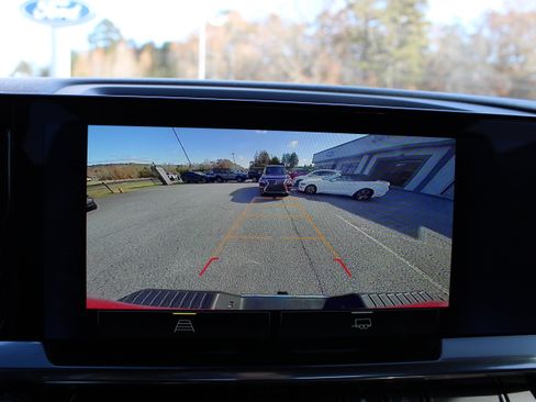 Used 2024 Chevrolet Silverado 2500 LT image 23