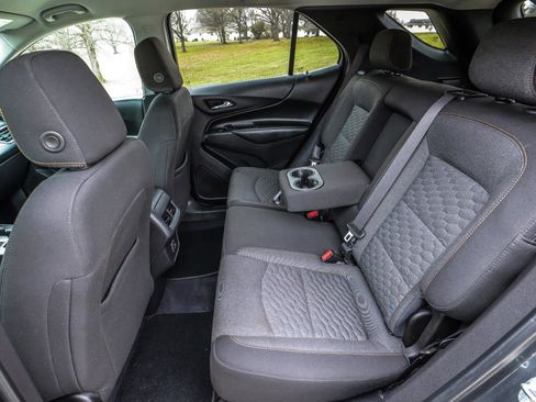 Used 2021 Chevrolet Equinox LT image 34