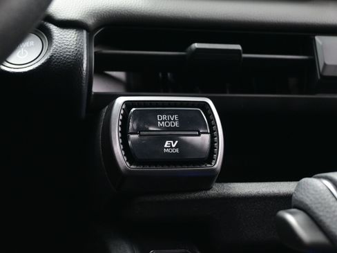 Used 2026 Toyota RAV4 LE image 19