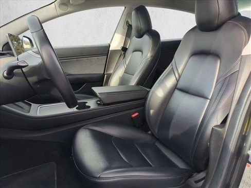 Used 2017 Tesla Model 3 Long Range image 21
