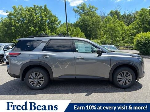New 2026 Nissan Pathfinder SV AWD/4WD image 10
