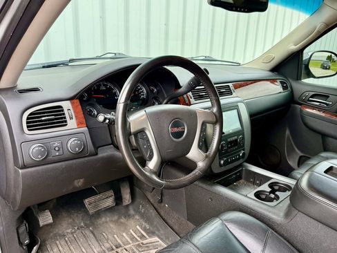 Used 2013 GMC Yukon XL SLT AWD/4WD image 10