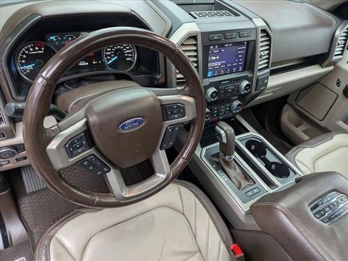 Used 2019 Ford F150 Limited w/ Trailer Tow Package image 9