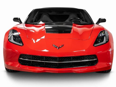 Used 2015 Chevrolet Corvette Stingray Coupe w/ 3LT Preferred Equipment Group image 3
