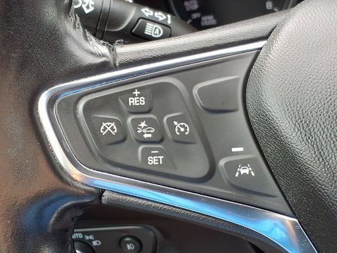 Used 2021 Chevrolet Equinox LT FWD image 24