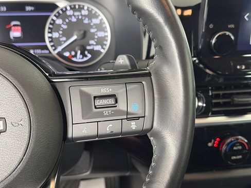 Certified 2023 Nissan Pathfinder SL w/ Lighting Package (N92) image 34