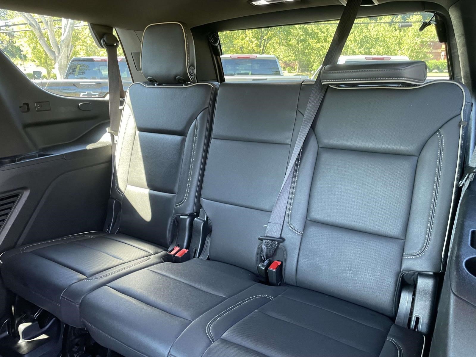 Used 2023 Chevrolet Tahoe Premier AWD/4WD image 12