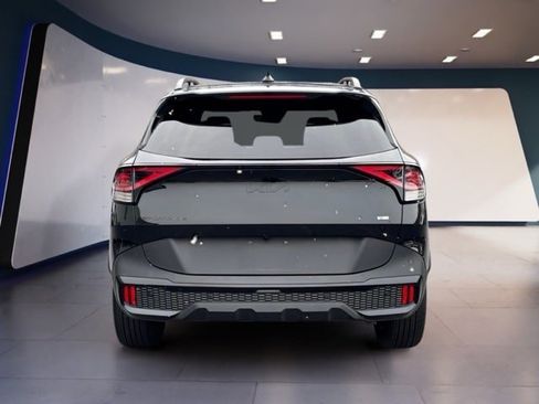 Used 2025 Kia Sportage X-Line w/ Premium Package image 4