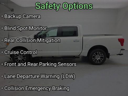 Used 2021 Nissan Titan SV w/ SV Convenience Package AWD/4WD image 8