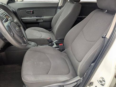 Used 2013 Kia Soul FWD image 14