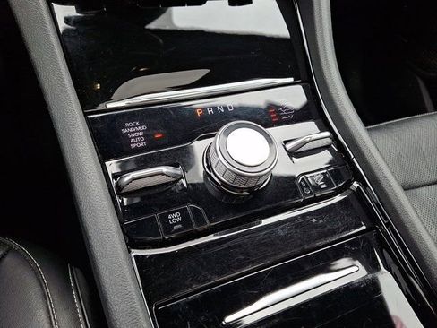 Certified 2023 Jeep Grand Cherokee L Overland w/ Rear Seat Video Group I image 21