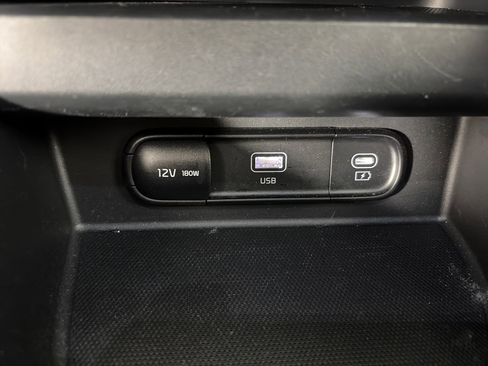 Used 2024 Kia Seltos S AWD/4WD image 25