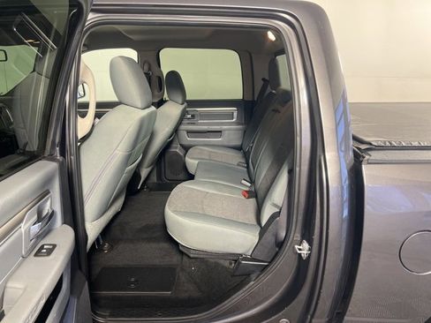 Used 2016 RAM 1500 Big Horn image 25