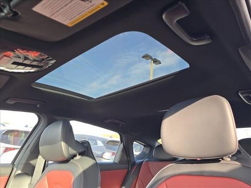 New 2025 Kia K4 GT-Line image 18